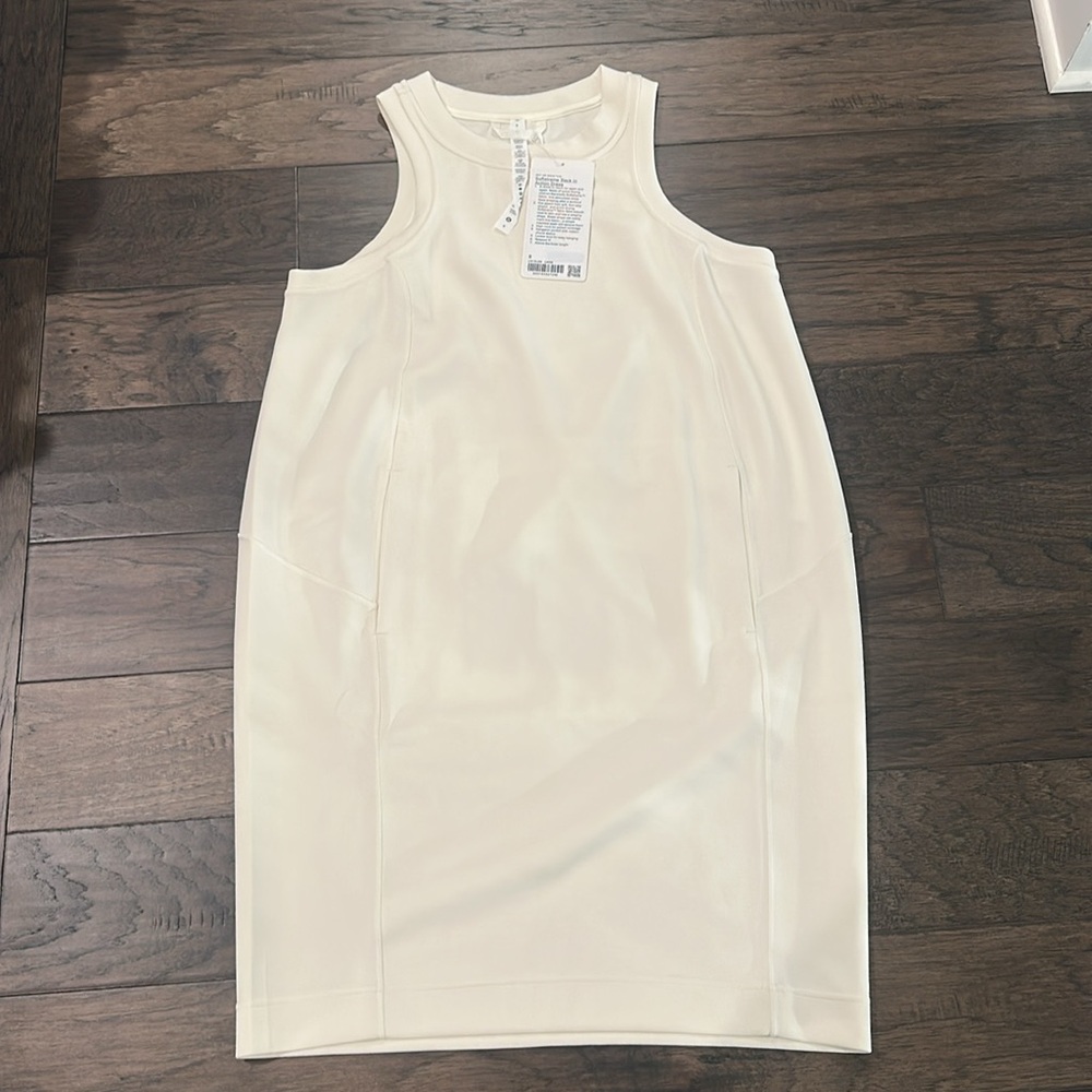 NWT Lululemon Softstreme Back in Action Dress Sz M - Picture 9 of 12